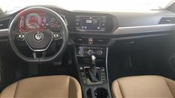 ڤۆڵکسواگن جێتا